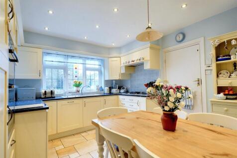 Kitchen_ (3).jpeg