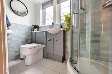 Shower Room.jpeg