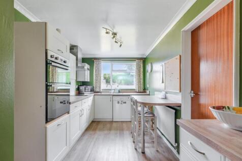Kitchen_1.jpeg