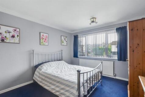 Bedroom 1.jpeg