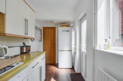 Kitchen_1.jpeg