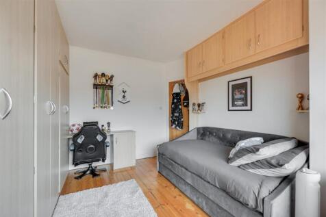 Bedroom 2_2.jpeg