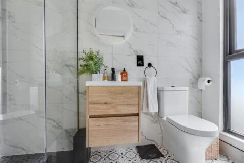 En Suite.jpeg