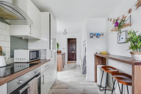 Kitchen_3.jpeg
