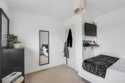 Bedroom 2_2.jpeg