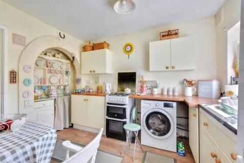 Kitchen_3.jpeg
