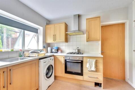 Kitchen_2.jpeg