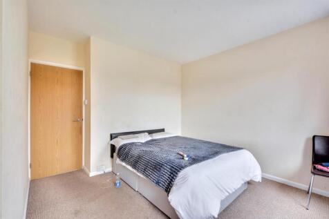 Bedroom One.jpeg