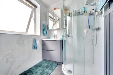 Shower Room (2).jpeg