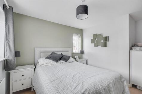 Bedroom 1_3.jpeg