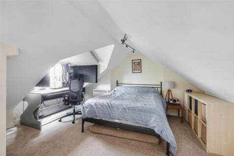 Bedroom 4_2.jpeg
