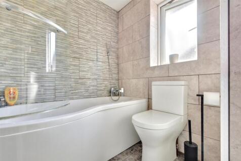 Bathroom.jpeg