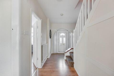 Entrance Hall_2.jpeg