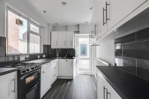 Kitchen_1.jpeg