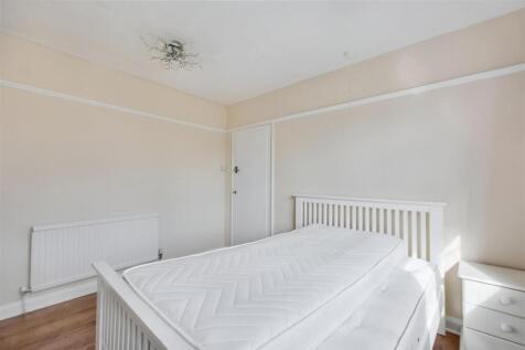 Bedroom 2_2.jpeg