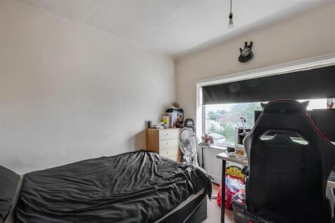 Bedroom 2.jpeg