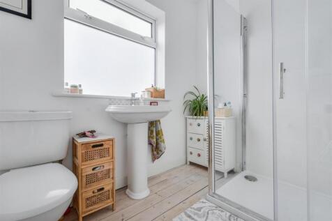 Shower Room.jpeg