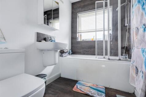 Bathroom.jpeg