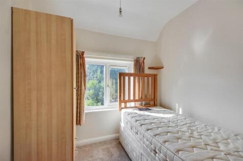 Bedroom 3_1.jpeg