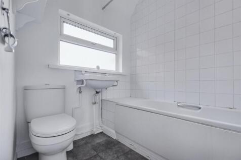 Bathroom.jpeg