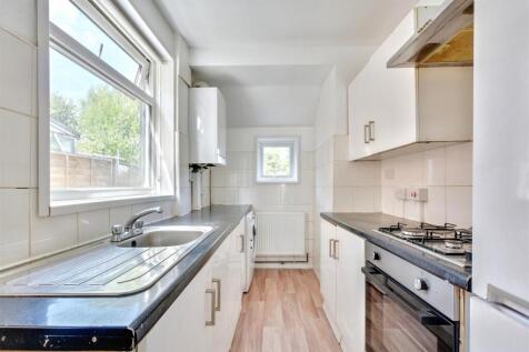 Kitchen_2.jpeg