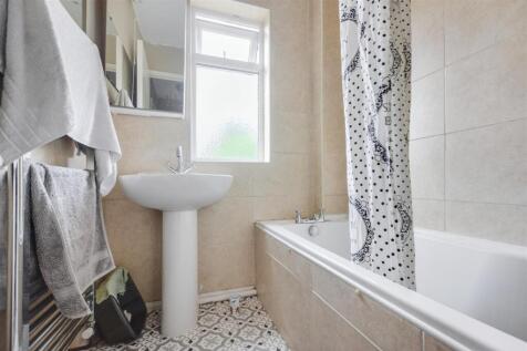 Bathroom.jpeg