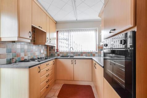 Kitchen_1.jpeg
