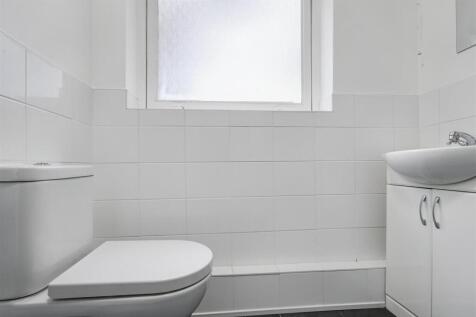 Shower Room 1_2.jpeg