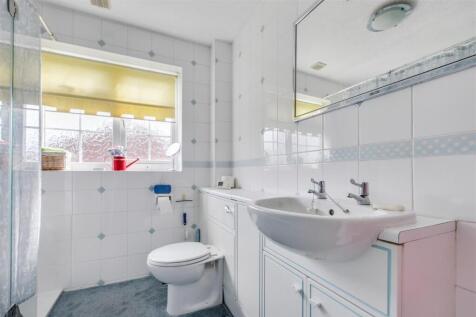 Shower Room_2.jpeg