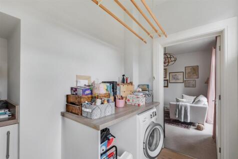 Utility Room_2.jpeg