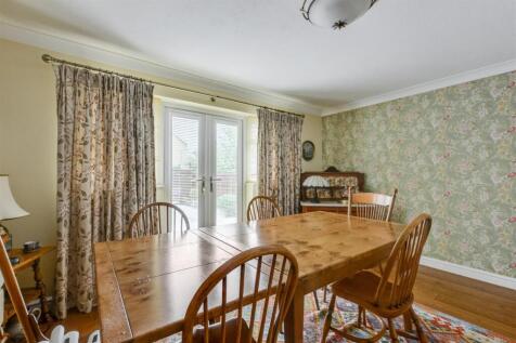 Dining Room_2.jpeg
