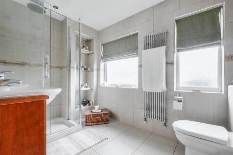 Shower Room_1.jpeg
