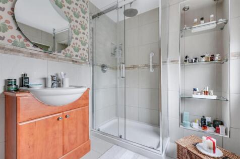 Shower Room_2.jpeg