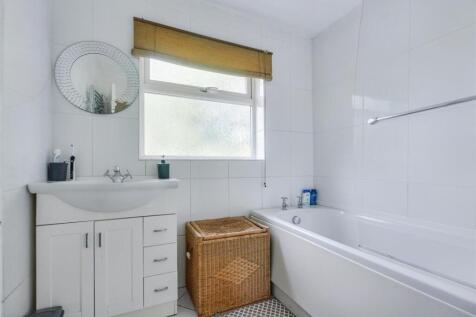 Bathroom.jpeg