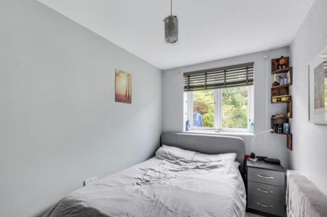 Bedroom 4_3.jpeg