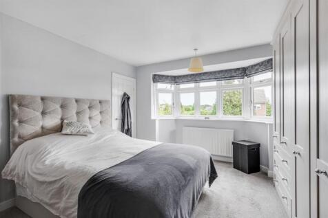 Bedroom 1_2.jpeg