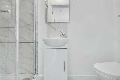 En Suite 2.jpeg