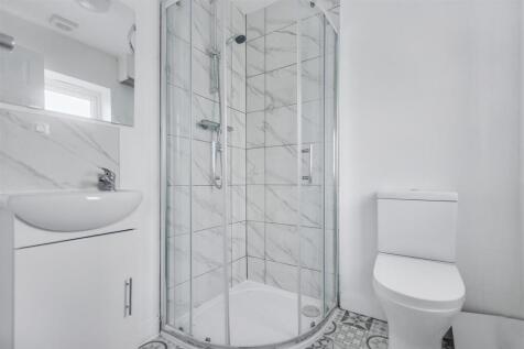 En Suite 3.jpeg