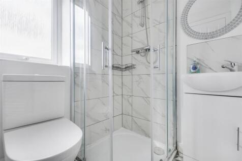 En Suite 4.jpeg