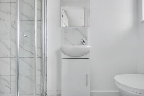 En Suite 5.jpeg