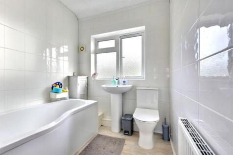 Bathroom.jpeg