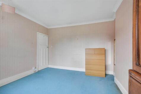 Bedroom 2_3.jpeg