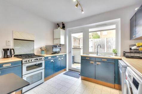 Kitchen_3.jpeg