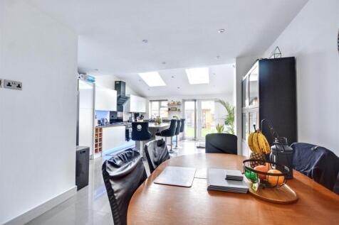 Kitchen Diner_1.jpeg