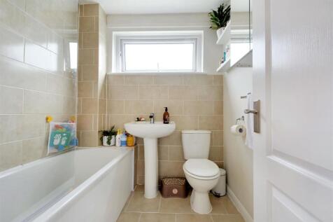 Bathroom.jpeg