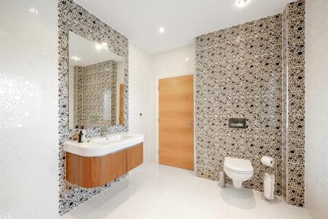 En-Suite Bedrdoom 2