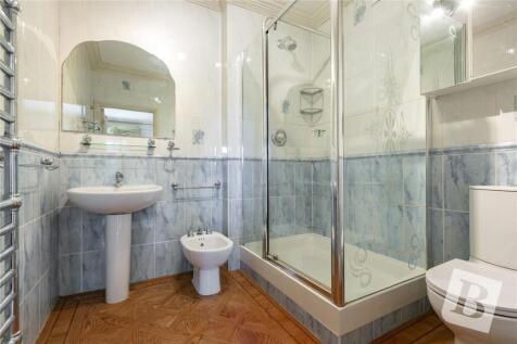 Master En-Suite