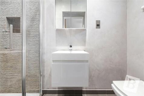 Master En-Suite