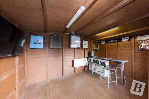 Outbuilding