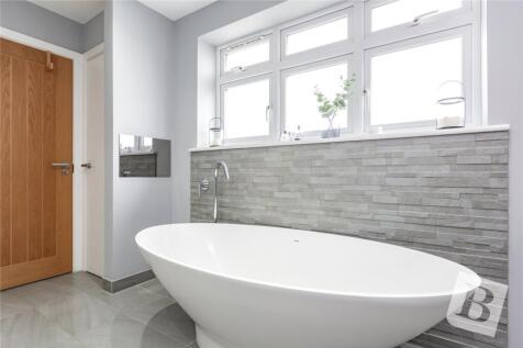 Master En-Suite